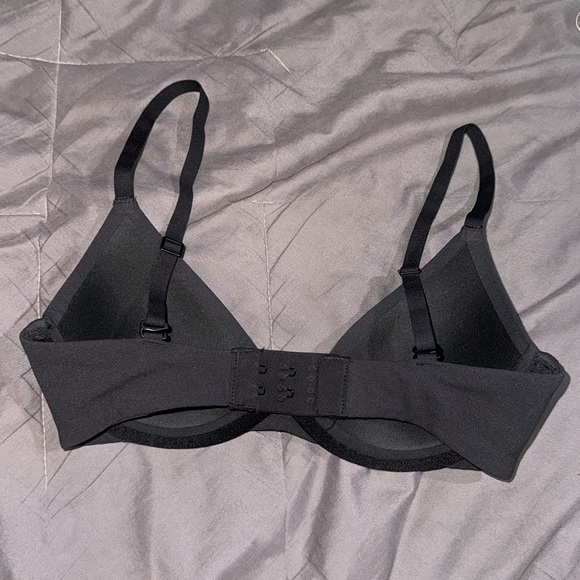 SKIMS BRA - Picture 2 of 3
